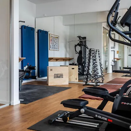 Prázdninový dům Reetland Am - Premium Reetdachvilla Mit 3 Schlafzimmern, Sauna Und Kamin E18 Dranske