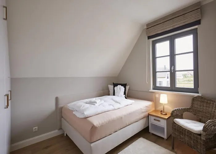 بيت للعطل Reetland Am - Premium Reetdachvilla Mit 3 Schlafzimmern, Sauna Und Kamin E18 *